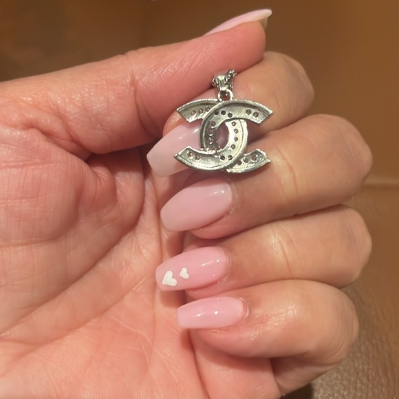 New Stainless Steel 2pc set Designer look Necklace with 18” inches long - Picture 3 of 10